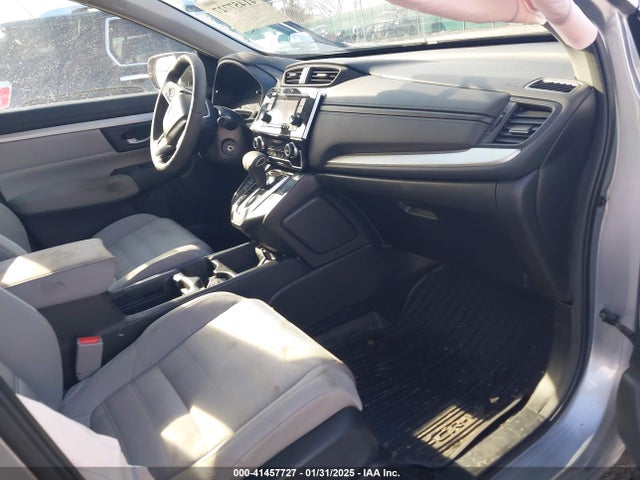 Honda CR-V LX 2018 2HKRW6H32JH215326 Image 5