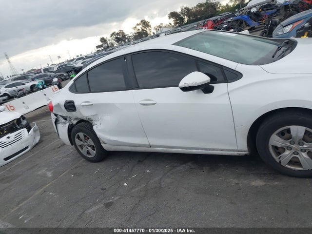 Chevrolet Cruze Ls Auto 2017 1G1BC5SM0H7124374 Image 13