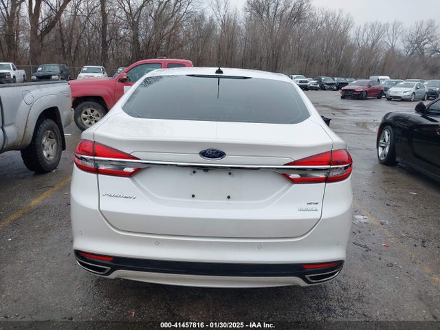 3FA6P0H91JR158704 Ford FUSION SE