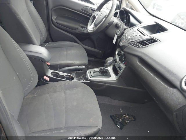 3FADP4BJ6KM164398 Ford FIESTA SE