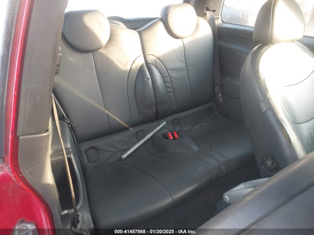 2006 MINI COOPER S WMWRE33586TJ34857 Photo 7