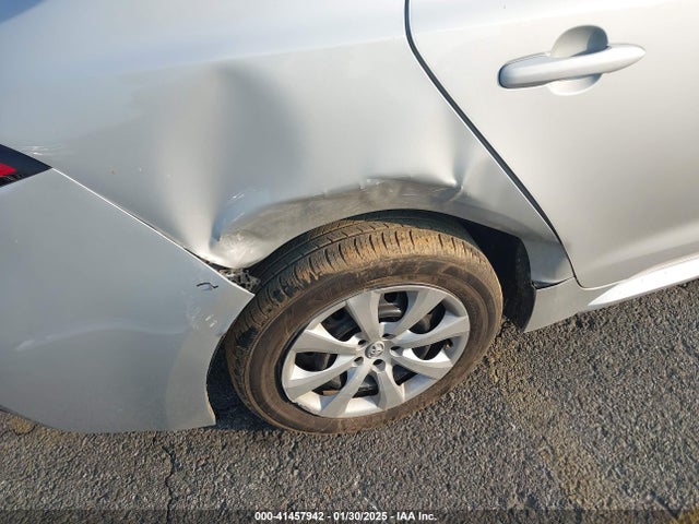 5YFB4MDE1RP185060 Toyota COROLLA LE