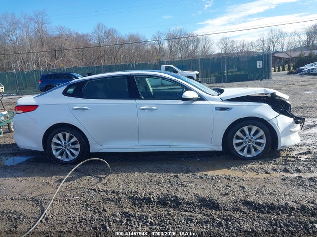 KIA OPTIMA EX 2016 5XXGU4L32GG080832 Image 13