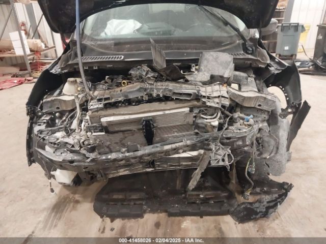 1FMCU9GD7KUA35219 Ford ESCAPE SE