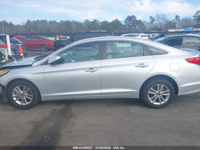 Hyundai Sonata 2017 5NPE24AF5HH571718 Image 15