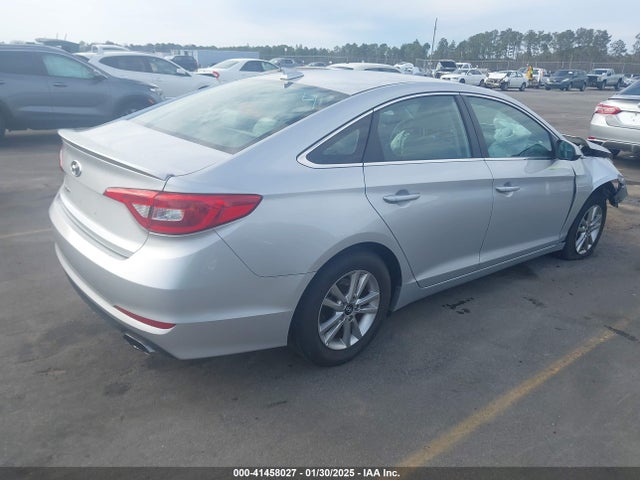 Hyundai Sonata 2017 5NPE24AF5HH571718 Image 4