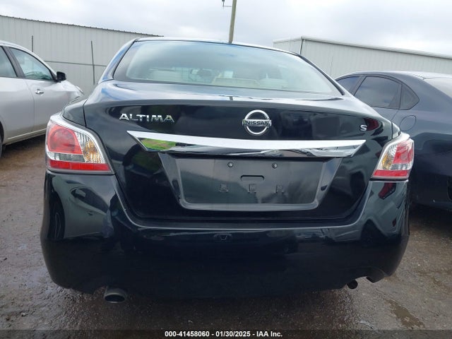 Nissan Altima 2.5 S 2015 1N4AL3AP2FN324013 Image 16