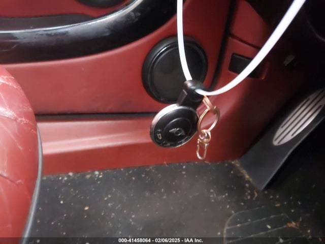 2007 MINI COOPER S WMWMF735X7TL88103 Photo 10