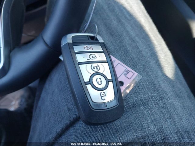 1FMCU9H60NUA02292 Ford ESCAPE SEL