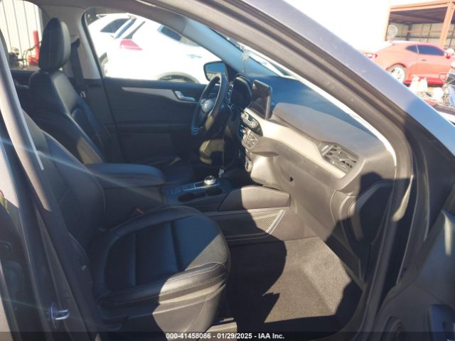 1FMCU9H60NUA02292 Ford ESCAPE SEL
