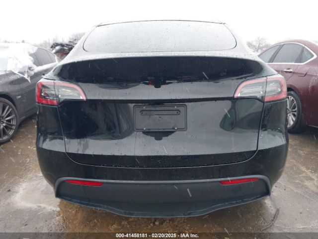 7SAYGAEE4RF985266 Tesla Model Y Long Range Dual Motor All-wheel Drive