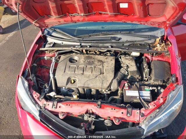 Toyota COROLLA LE 2018 5YFBURHE7JP740864 Image 10