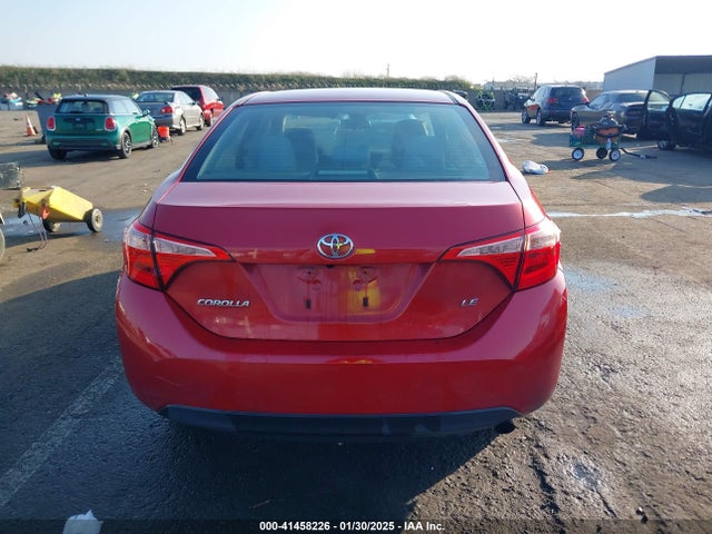 Toyota COROLLA LE 2018 5YFBURHE7JP740864 Image 16