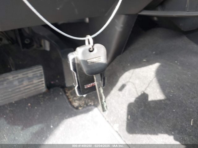 3GTP1NEC8JG440864 GMC Sierra 1500 Slt
