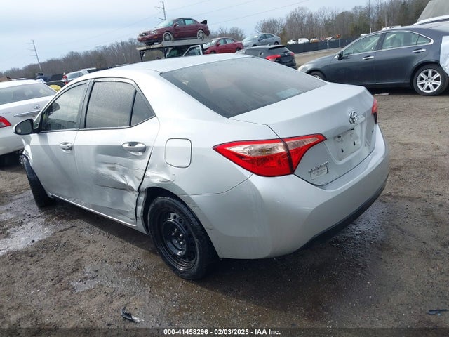 Toyota COROLLA LE 2017 2T1BURHE9HC845142 Image 3