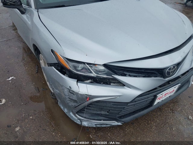 4T1C11AK7MU444535 Toyota CAMRY LE