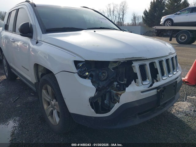 1C4NJDBB7FD214669 Jeep Compass Sport