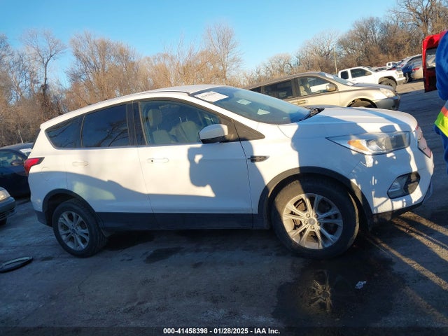 Ford ESCAPE SE 2019 1FMCU0GD8KUA34995 Image 13
