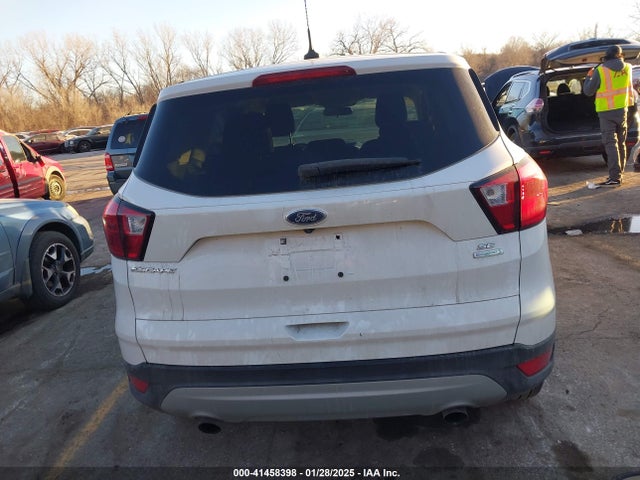 Ford ESCAPE SE 2019 1FMCU0GD8KUA34995 Image 16