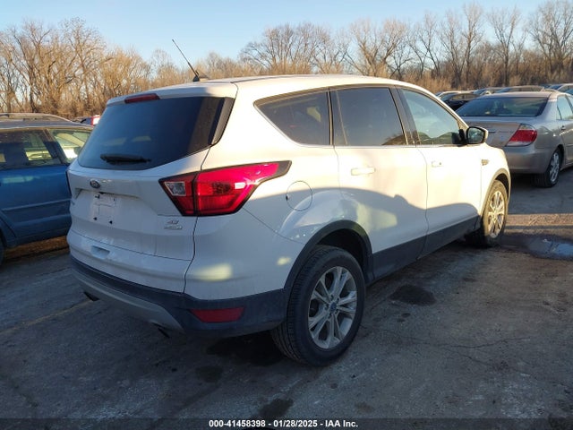 Ford ESCAPE SE 2019 1FMCU0GD8KUA34995 Image 4