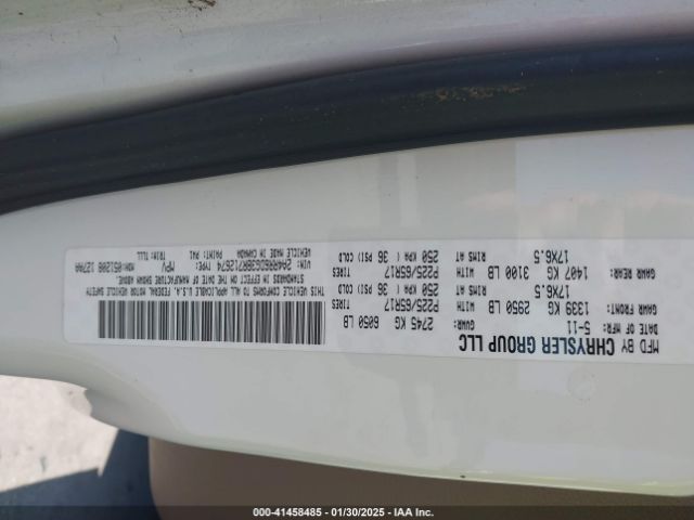 2011 CHRYSLER TOWN & COUNTRY 2A4RR6DG3BR712674 Photo 8
