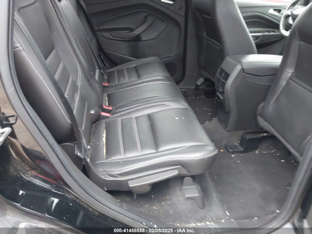 1FMCU9J93JUD01578 Ford Escape Titanium