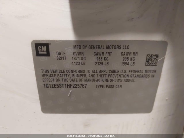 1G1ZE5ST1HF225767 Chevrolet MALIBU 1LT