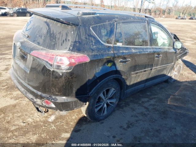 2T3RFREV2JW811214 Toyota Rav4 Adventure/xle