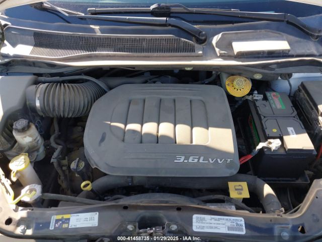 2C4RDGCG7HR671230 Dodge Grand Caravan Sxt