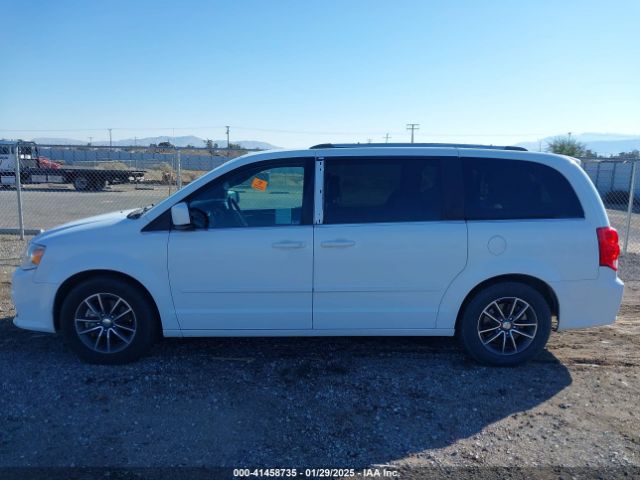 2C4RDGCG7HR671230 Dodge Grand Caravan Sxt