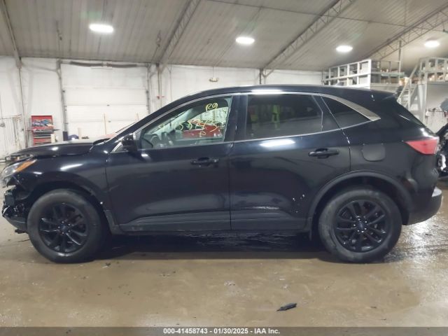 1FMCU9G62MUB21235 Ford ESCAPE SE