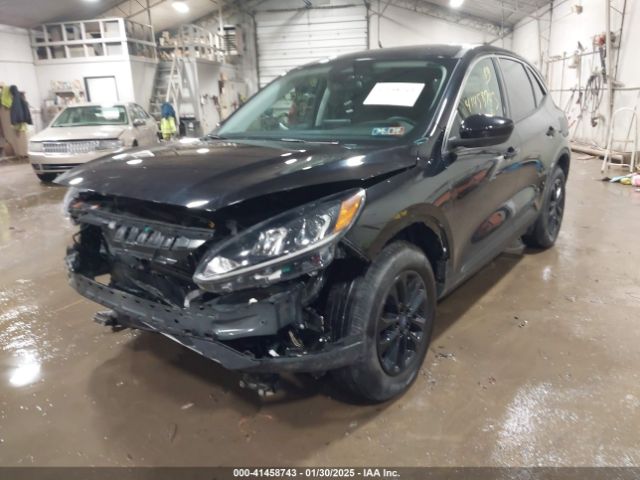1FMCU9G62MUB21235 Ford ESCAPE SE