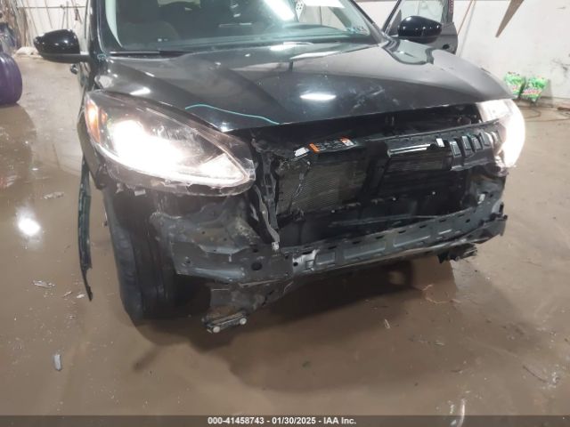 1FMCU9G62MUB21235 Ford ESCAPE SE