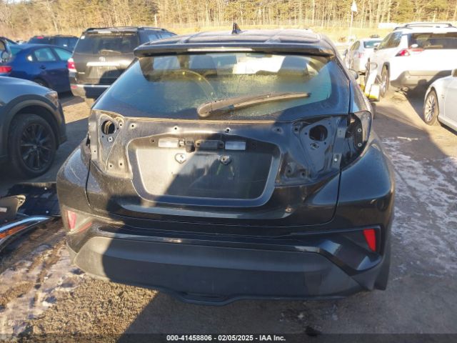JTNKHMBX5J1009321 Toyota C-HR XLE