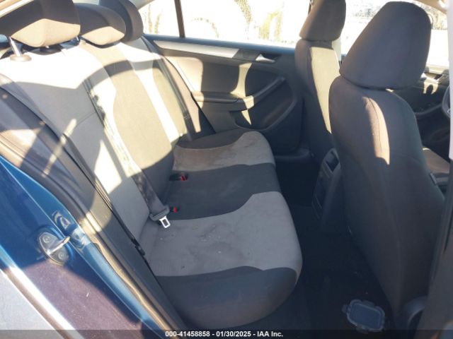 3VW2B7AJ8HM345477 Volkswagen Jetta 1.4t S