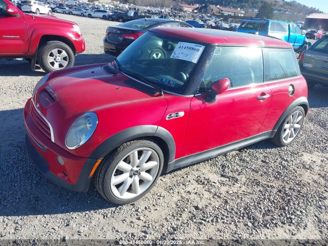 2005 MINI COOPER S WMWRE33405TD93013 Photo 1