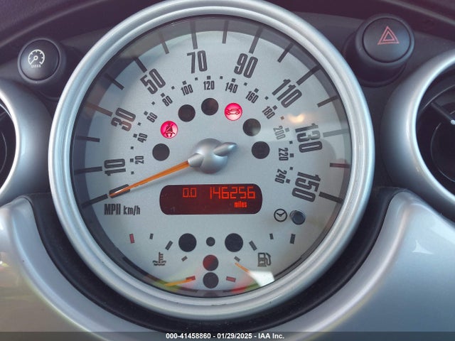 2005 MINI COOPER S WMWRE33405TD93013 Photo 6