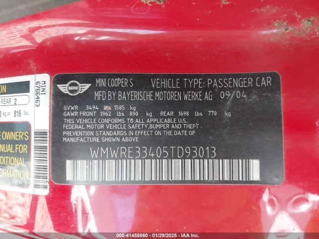 2005 MINI COOPER S WMWRE33405TD93013 Photo 8