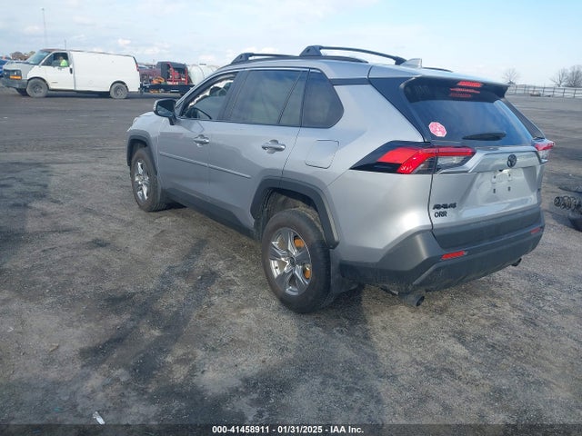 2T3W1RFV4RC293247 Toyota Rav4 Xle