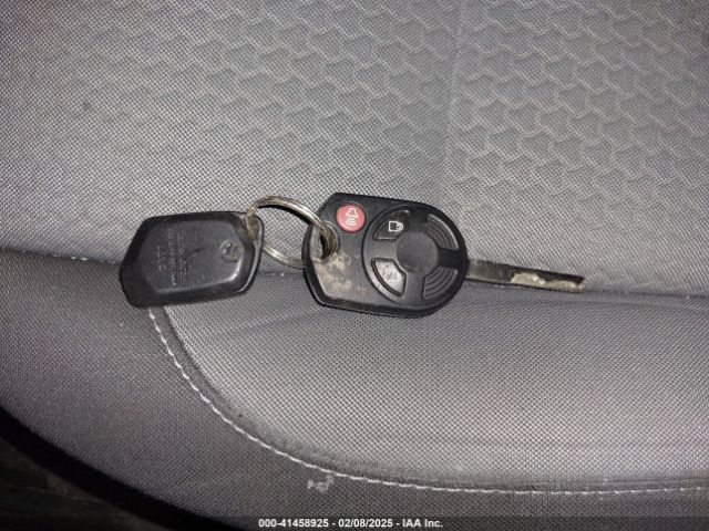 1FMCU9GD9JUB92832 Ford ESCAPE SE