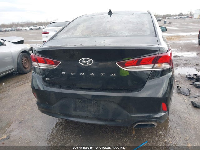 5NPE24AF8JH659684 Hyundai SONATA SE