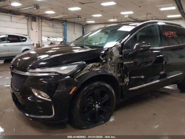 5GAEVAKWXRJ106219 Buick Enclave Essence Awd