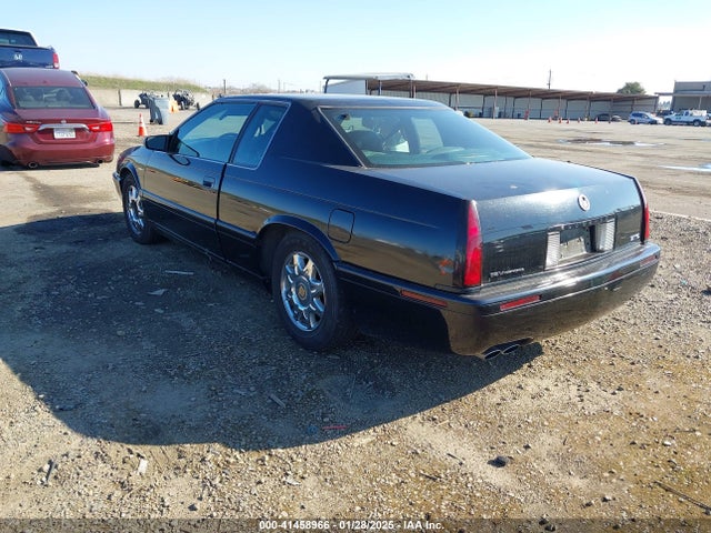 2001 CADILLAC ELDORADO 1G6ET12961B100627 Photo 2