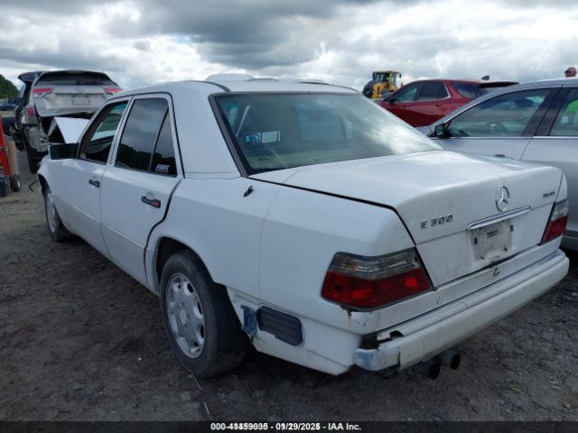 1995 MERCEDES-BENZ E WDBEB31E3SC150163 Photo 2
