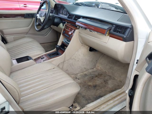 1995 MERCEDES-BENZ E WDBEB31E3SC150163 Photo 4