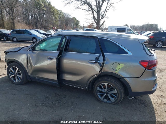 5XYPHDA53KG473218 KIA Sorento 3.3l Ex