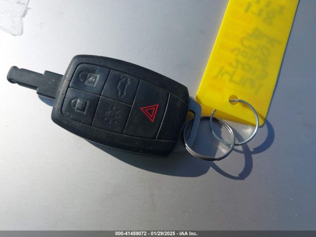 2013 VOLVO C70 YV1672MC8DJ139597 Photo 10