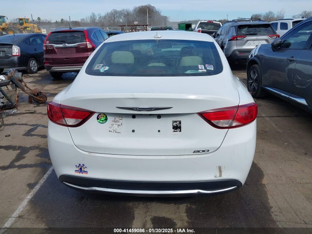 Chrysler 200 Limited 2015 1C3CCCAB3FN673564 Image 16