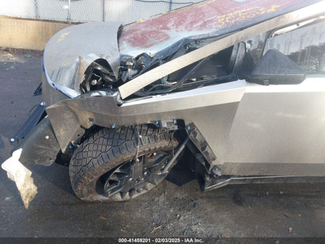7G2CEHED4RA040048 Tesla Cybertruck All-wheel Drive
