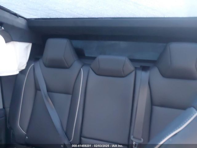 7G2CEHED4RA040048 Tesla Cybertruck All-wheel Drive